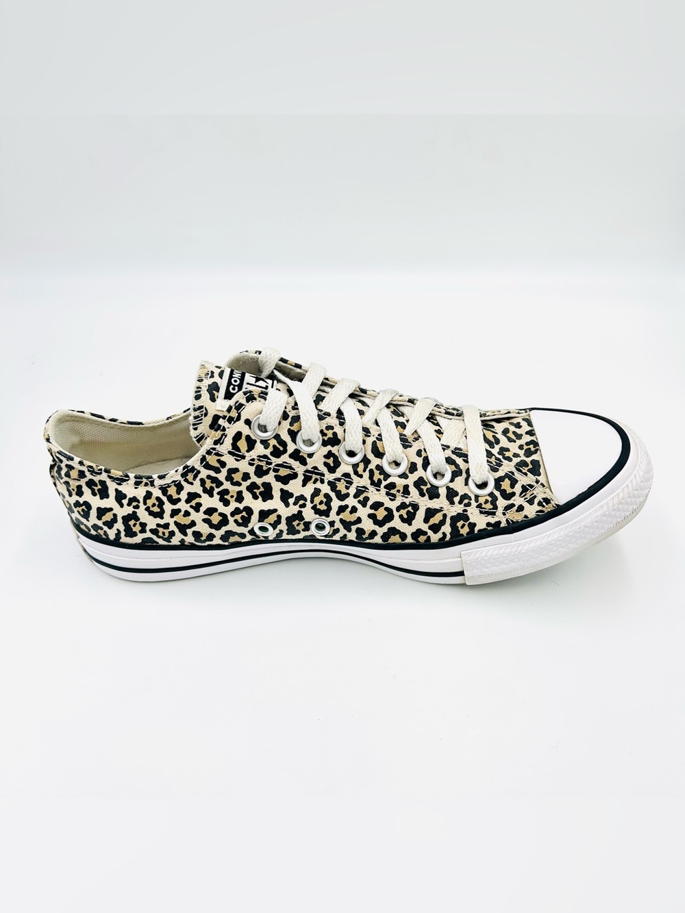 Converse Chuck Taylor All Star Ox Leopard Print Sneakers Women Size 9 Canvas - Picture 7 of 11